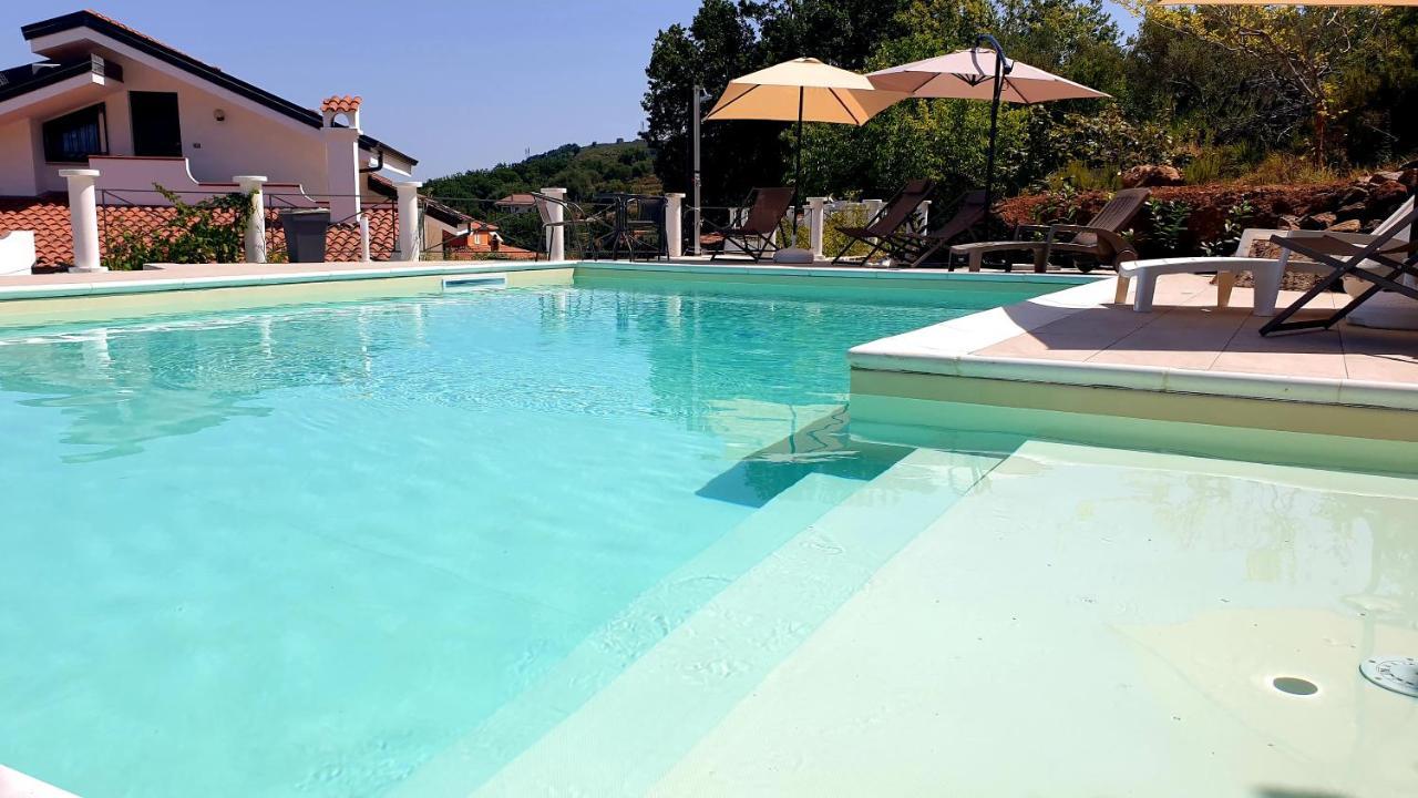 ויבו ולנטיה Villa Kiru מראה חיצוני תמונה