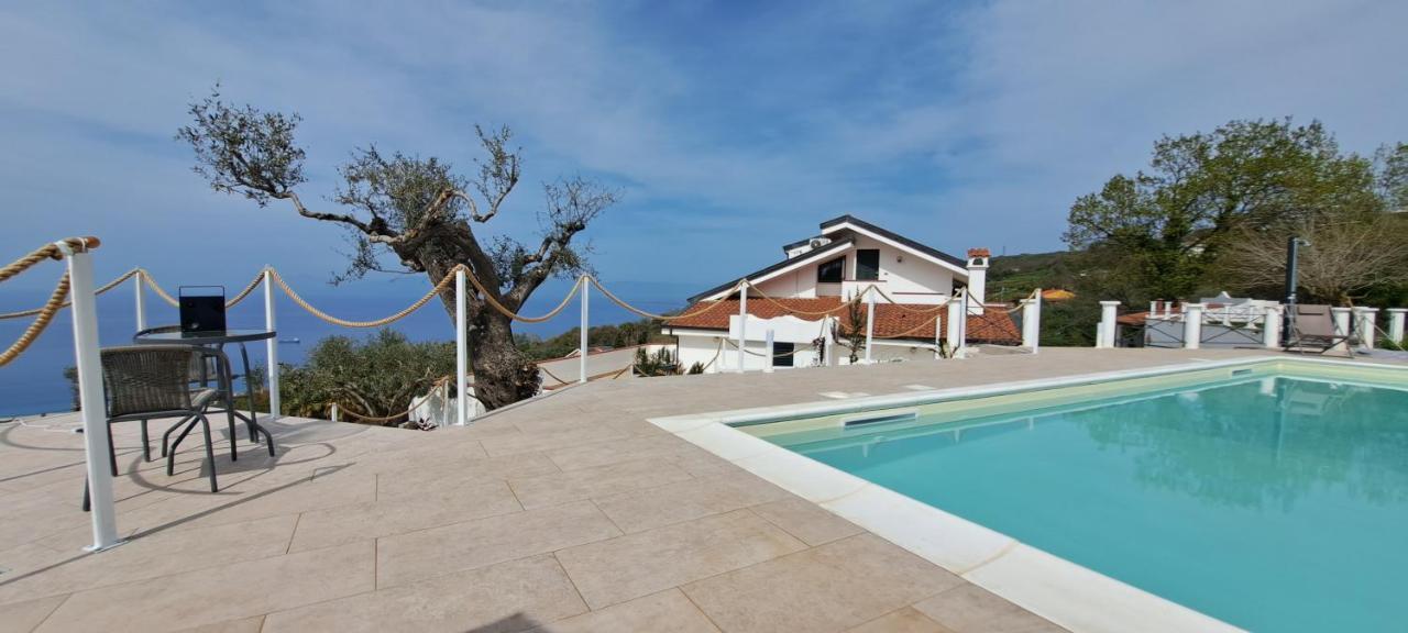 ויבו ולנטיה Villa Kiru מראה חיצוני תמונה